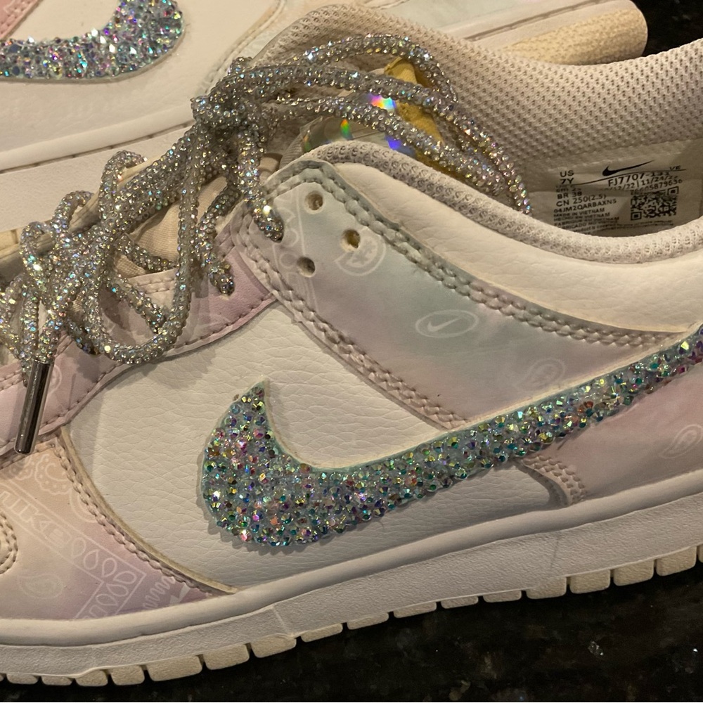 CUSTOM NIKE Low Dunk Pastel Paisley Sneakers, Rhinestones size Y7 woman’s 8 8.5 - Picture 11 of 15